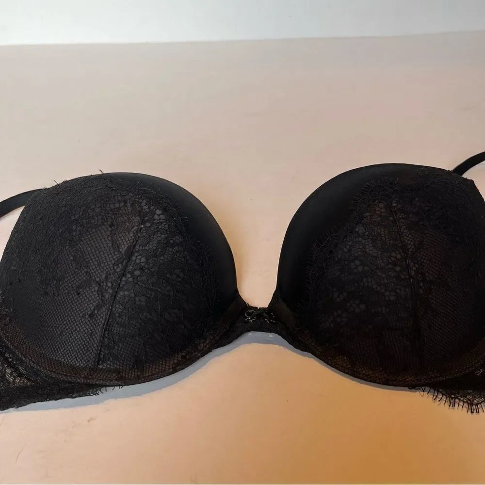 Victoria's Secret Very Sexy Push Up Black Lace Bra Size 32C